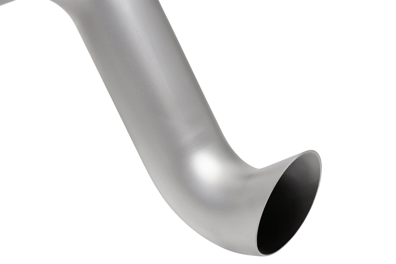 Soul R8 V10 2020-2023 race exhaust system: close-up of an outlet bend