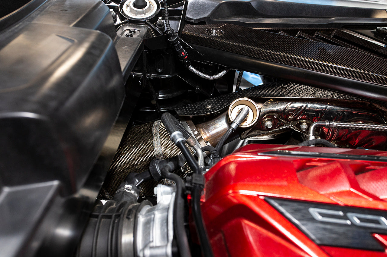 Soul C8 Corvette sport catalytic converters: sport cat fitted in the engine bay