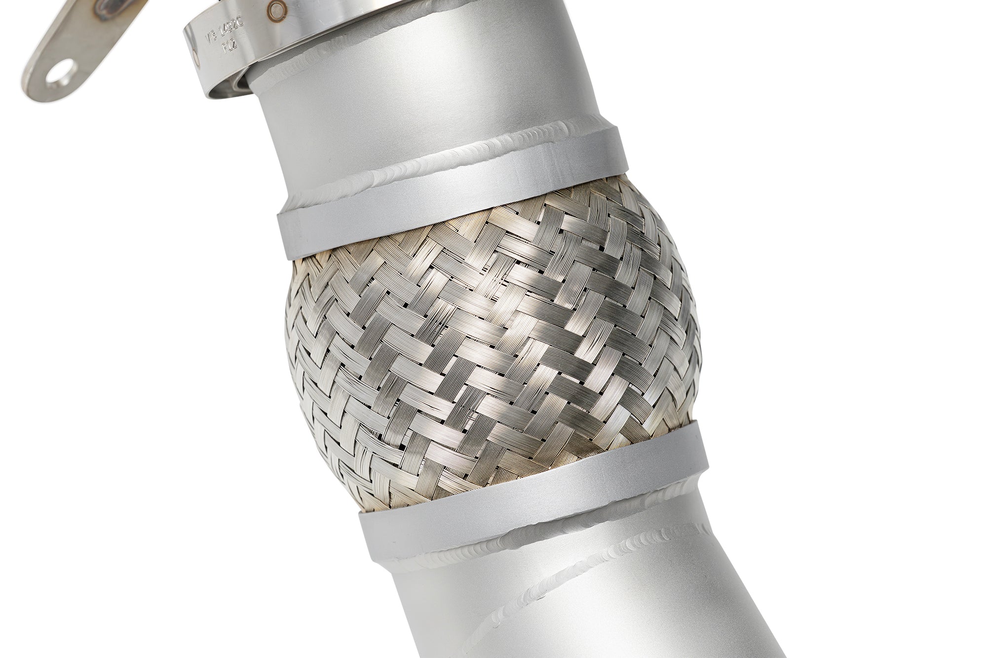 Soul C8 Corvette ZR1 / ZR1X 3.5″ competition exhaust package: close-up of the braided flex joint