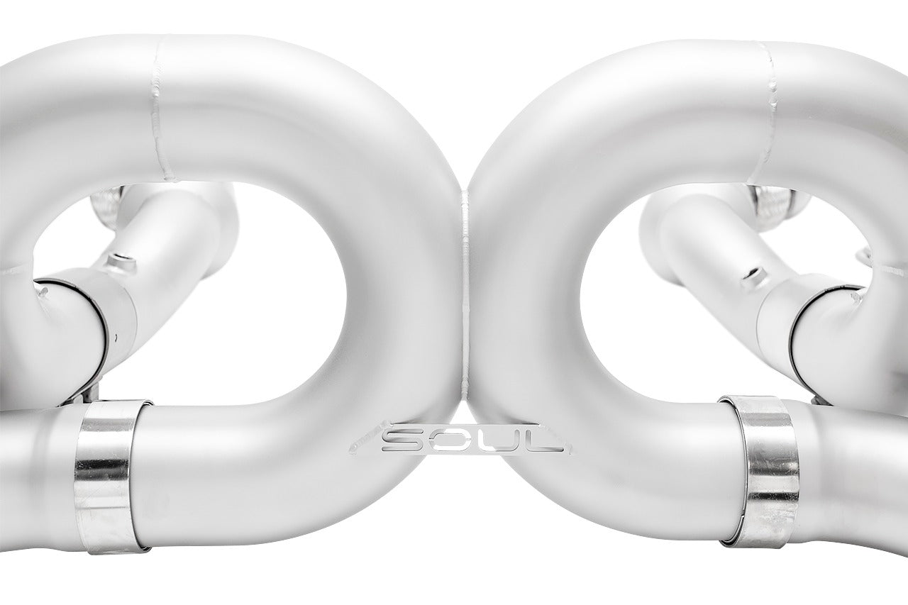 Soul 488 / 488 Pista 3.5″ performance exhaust systems: close-up of the crossover loops
