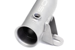Soul Gallardo LP560 competition package: close-up of a pipe outlet and hanger