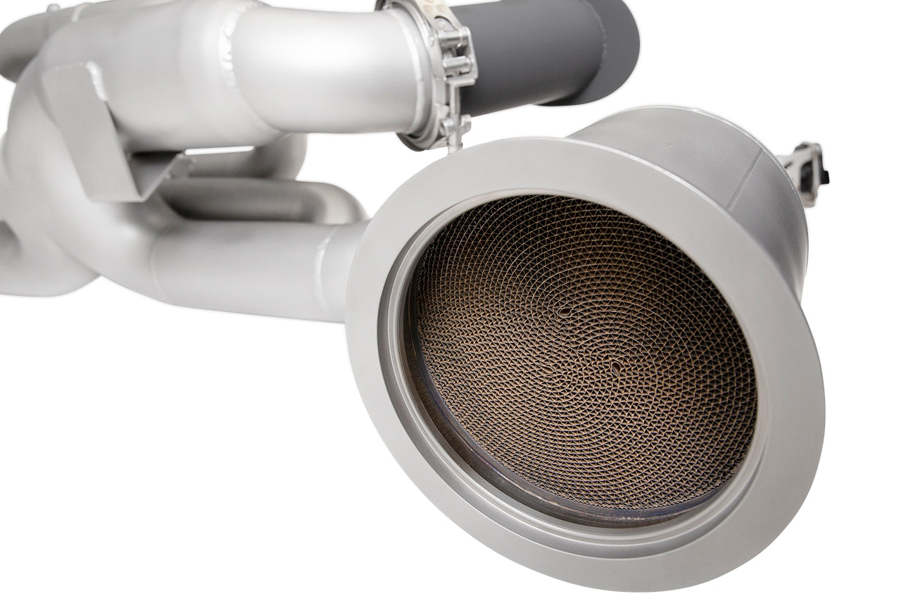 Soul 992 Turbo / Turbo S performance exhaust systems: close-up of the sport cat core