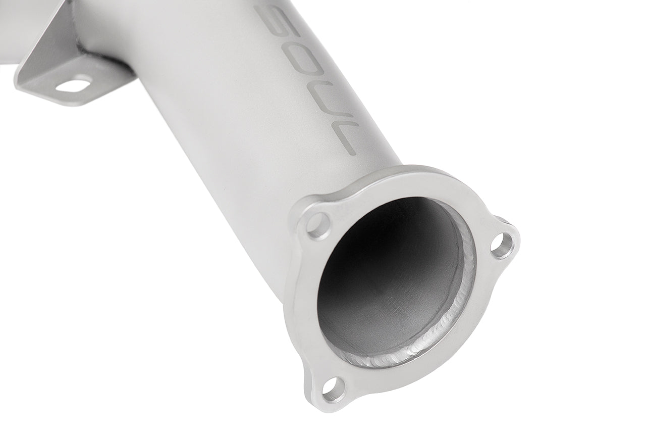 Soul Macan 2.0T competition downpipe: close-up of the downpipe outlet