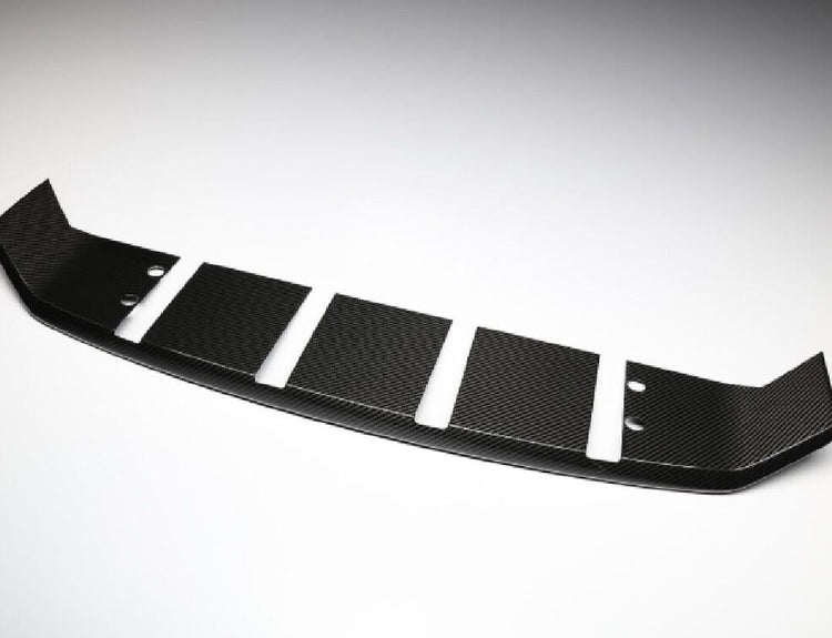 A top view of TECHART Rear Diffusor Add-on Carbon Matt Porsche Cayenne