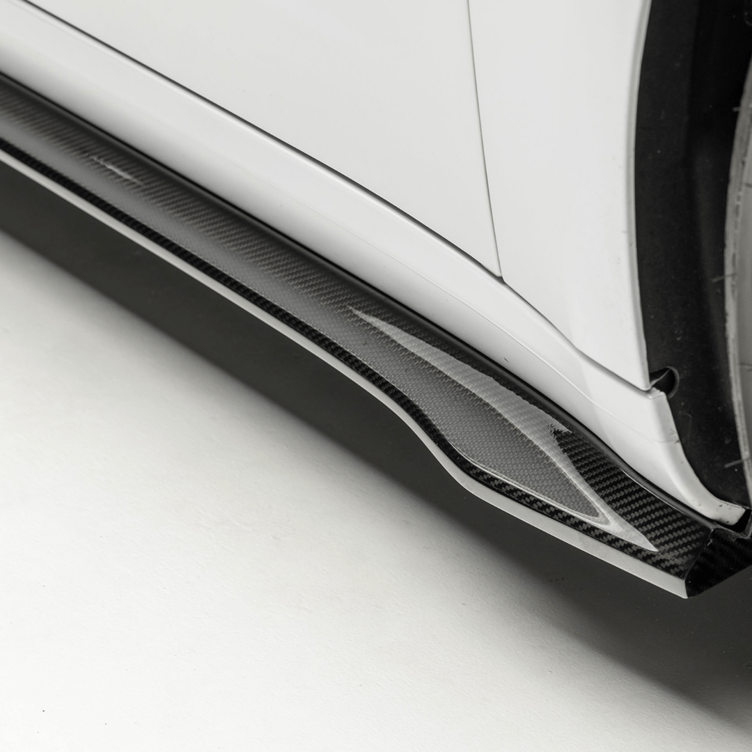 Model 3 Volta side skirt rear end, detail