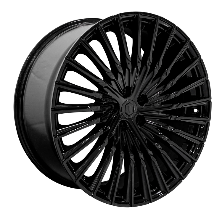Urban UC8 Range Rover wheel in gloss black, angled view