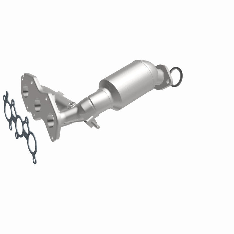 MagnaFlow 5582556 carb manifold converter, front three-quarter view of the turntable spin
