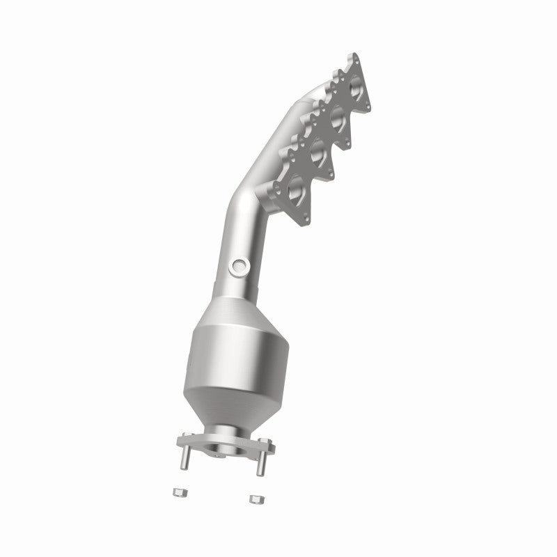 MagnaFlow 5531899 carb manifold converter, opposite rear three-quarter view of the turntable spin
