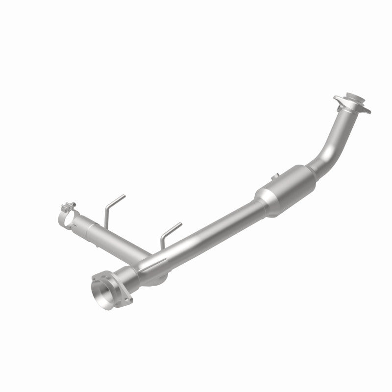 MagnaFlow 4651508 carb direct-fit catalytic converter, rear view of the turntable spin
