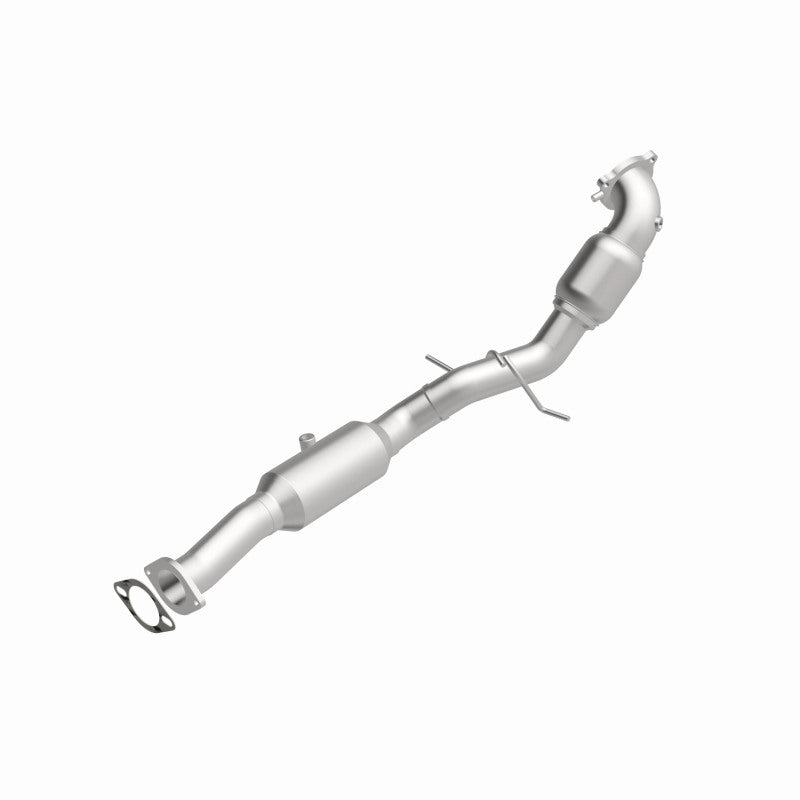 MagnaFlow 5551087 carb direct-fit catalytic converter, rear view of the turntable spin