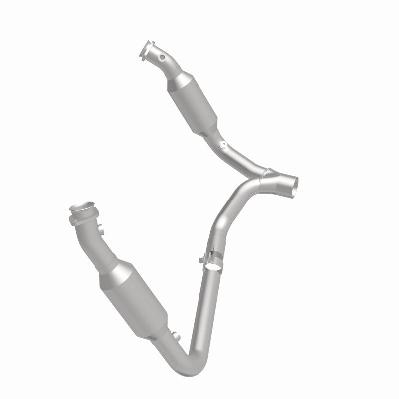 MagnaFlow 5451711 carb direct-fit catalytic converter, side view of the turntable spin