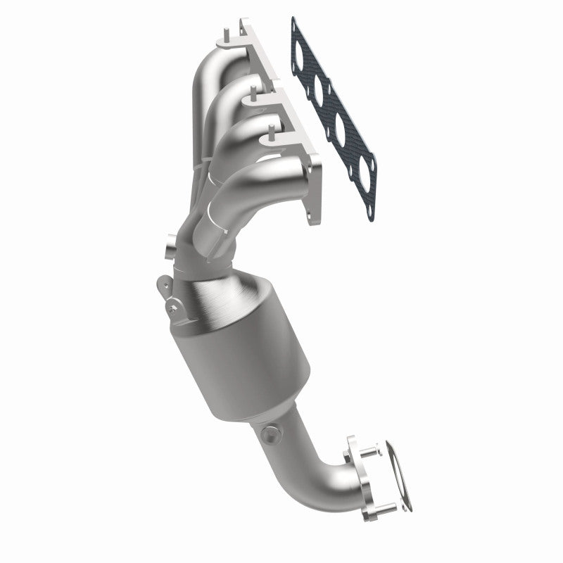 MagnaFlow 22-159 oem grade manifold converter, opposite side view of the turntable spin