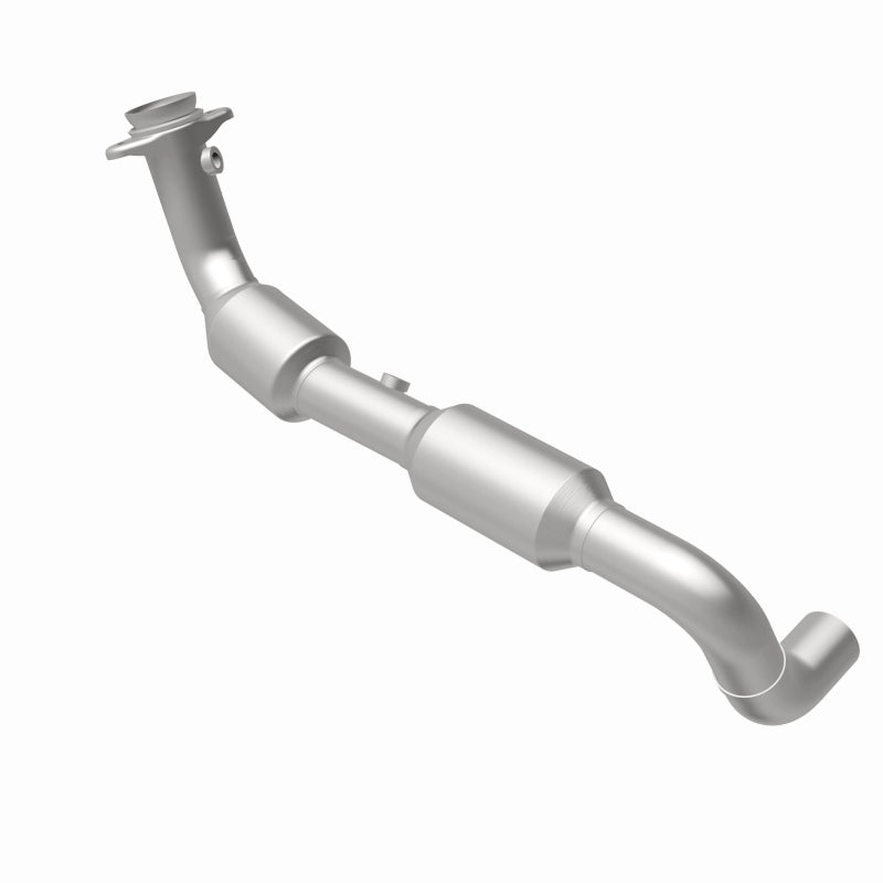MagnaFlow 4583449 carb direct-fit catalytic converter, rear view of the turntable spin