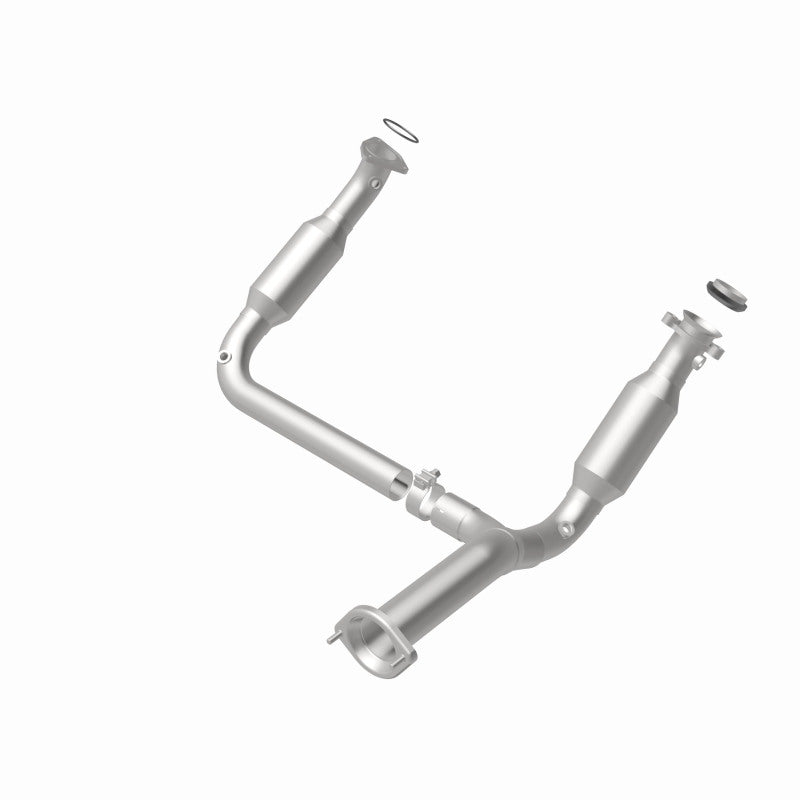 MagnaFlow 5451194 carb direct-fit catalytic converter, rear view of the turntable spin