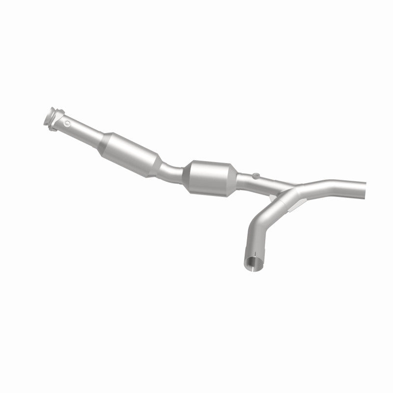 MagnaFlow 5582310 carb direct-fit catalytic converter, side view of the turntable spin