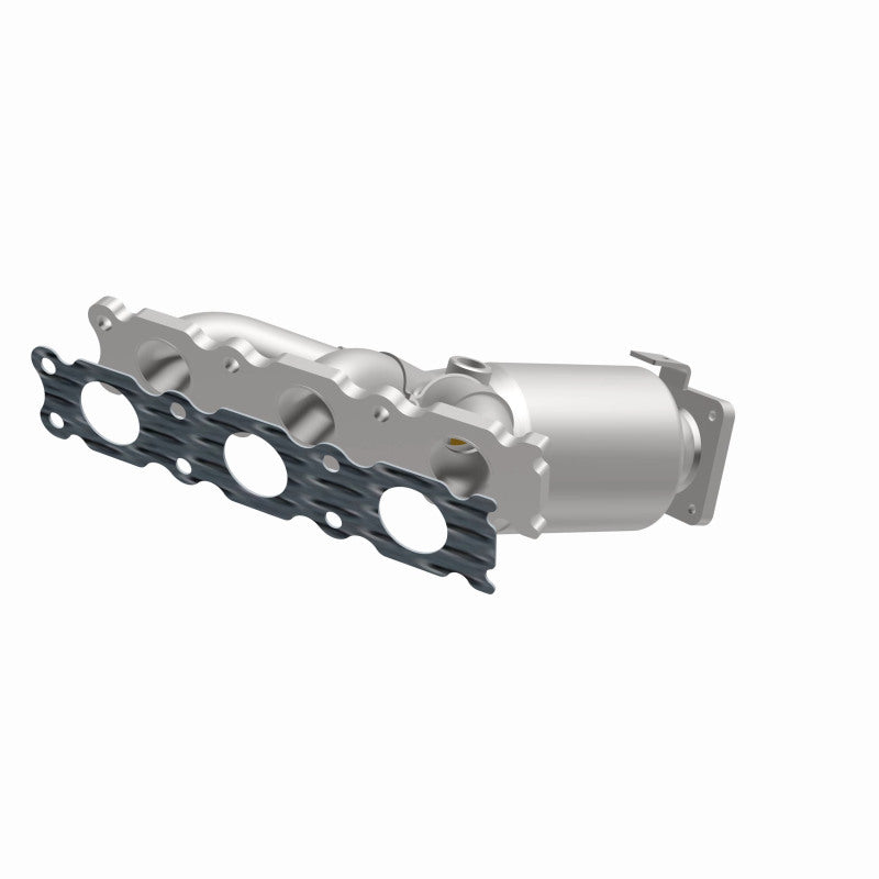 MagnaFlow 52131 oem grade manifold converter, opposite front three-quarter view of the turntable spin