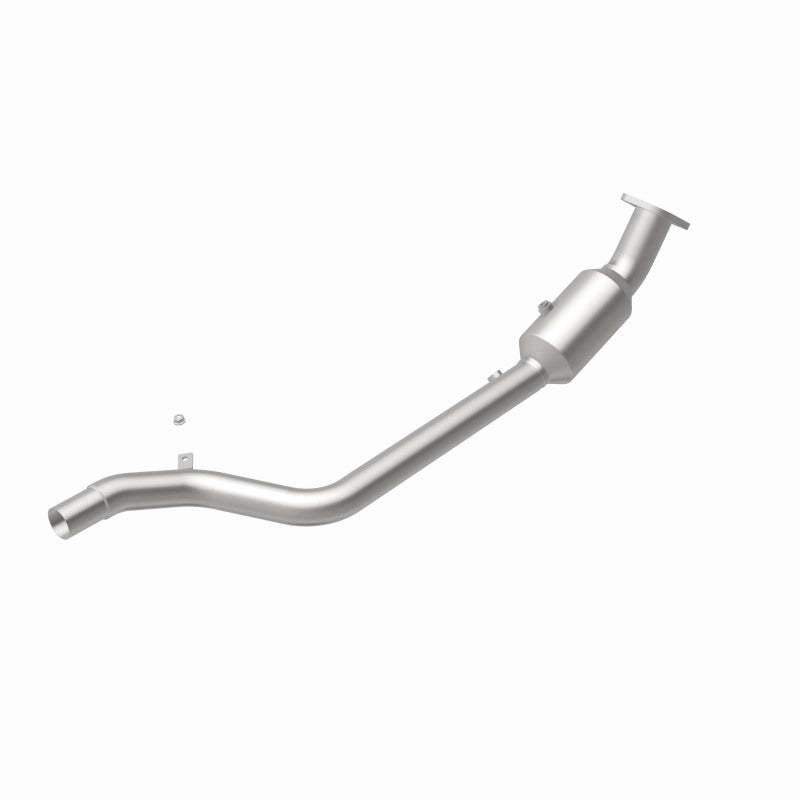 MagnaFlow 5561241 carb direct-fit catalytic converter, rear view of the turntable spin