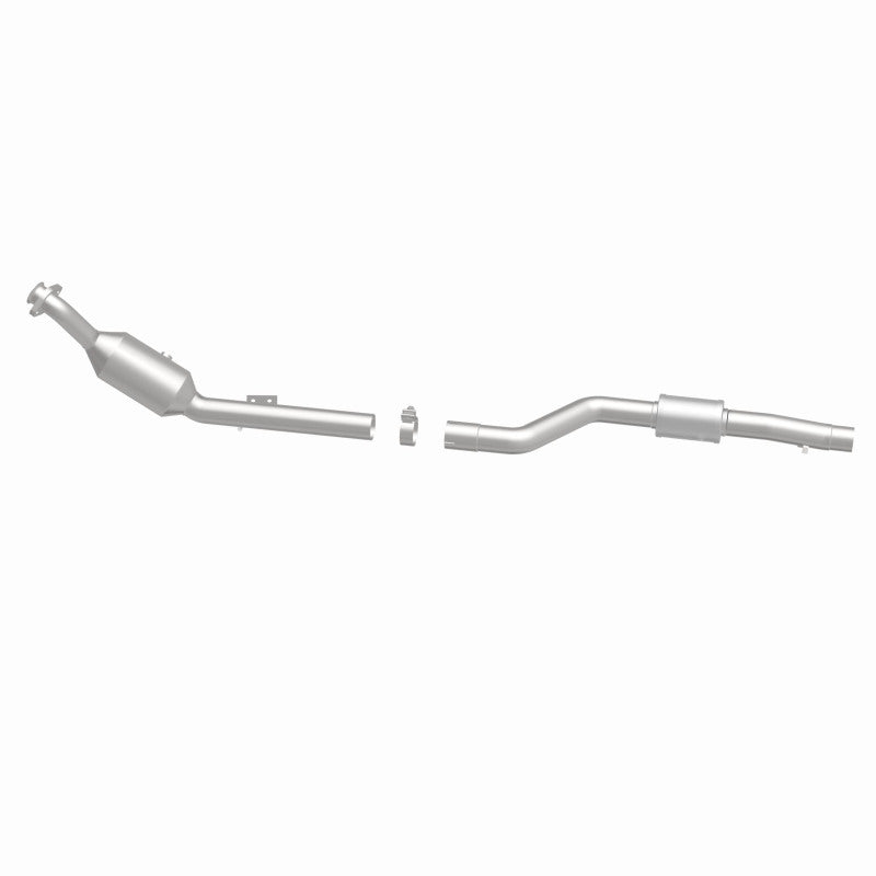 MagnaFlow 5561569 carb direct-fit catalytic converter, side view of the turntable spin