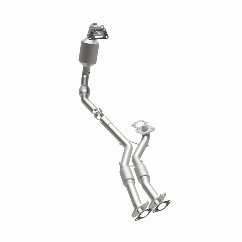 MagnaFlow 5582647 carb manifold converter, opposite side view of the turntable spin
