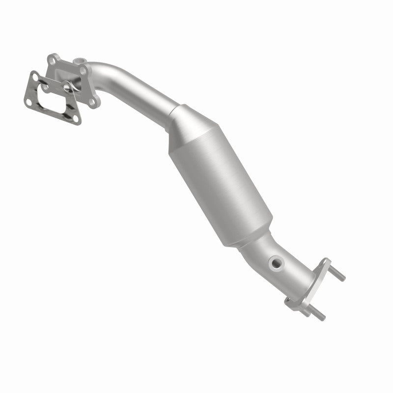 MagnaFlow 52611 oem grade direct-fit catalytic converter, side view of the turntable spin