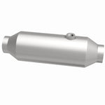 MagnaFlow 4451356 universal catalytic converter, side view of the turntable spin