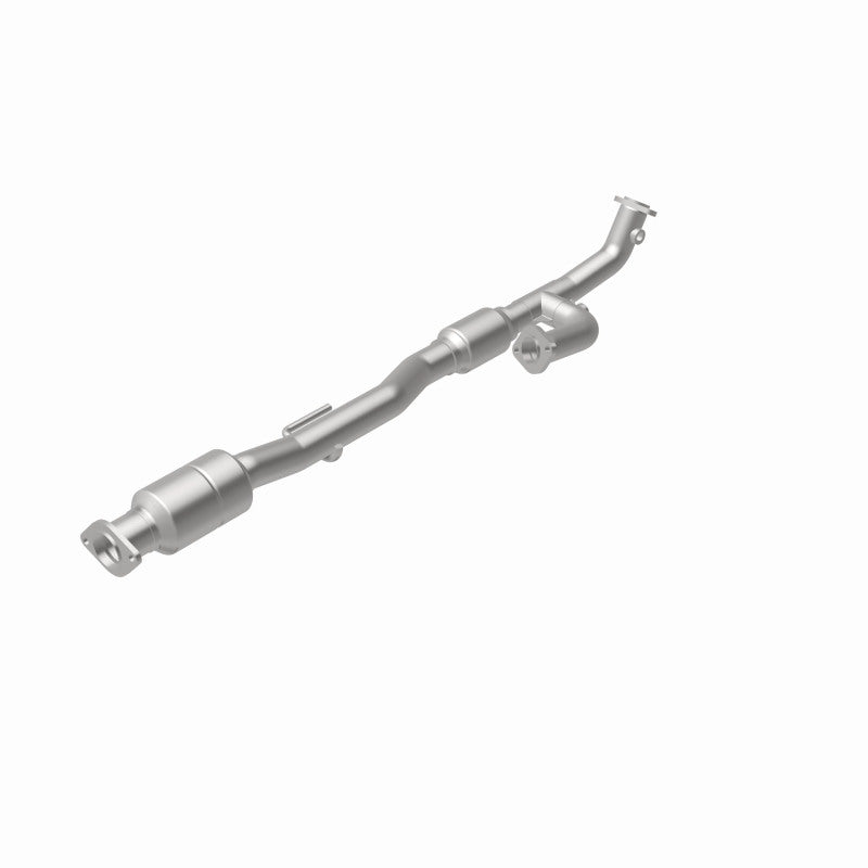 MagnaFlow 5571754 carb direct-fit catalytic converter, rear view of the turntable spin