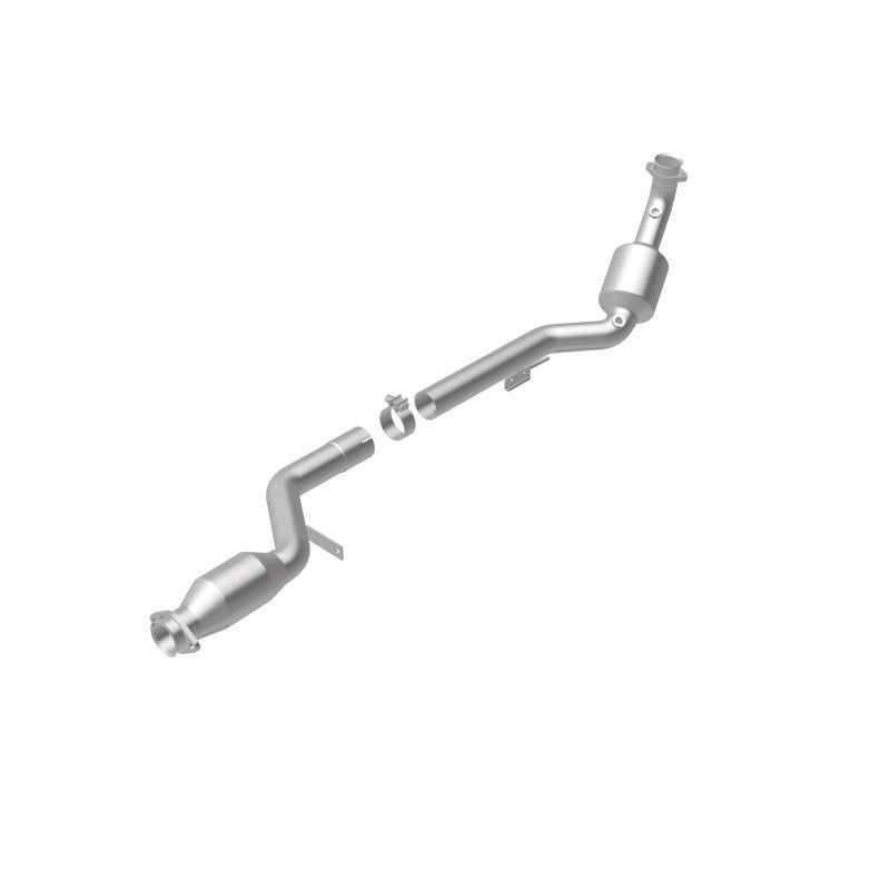 MagnaFlow 5411696 carb direct-fit catalytic converter, rear view of the turntable spin