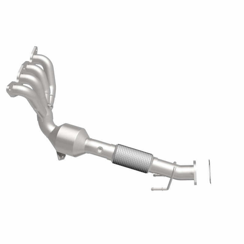 MagnaFlow 5531253 carb manifold converter, side view of the turntable spin