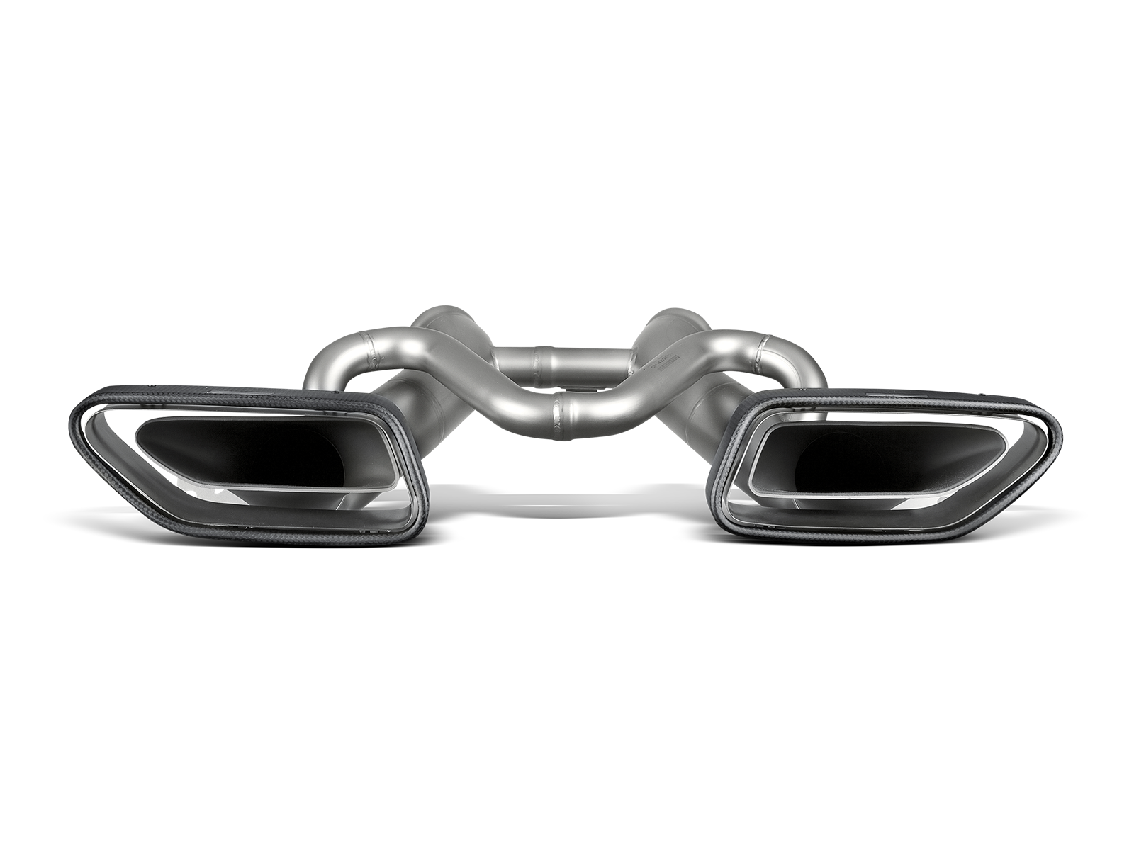 Akrapovic McLaren 650S/650S Spyder Slip-On Line (Titanium) w/ Carbon Tips S-MC/TI/2 for McLaren 650S / 650S Spider P11 2015-2016, detail view