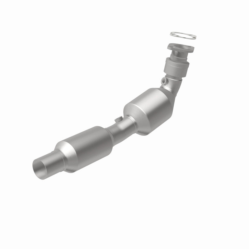 MagnaFlow 5411939 carb direct-fit catalytic converter, rear view of the turntable spin