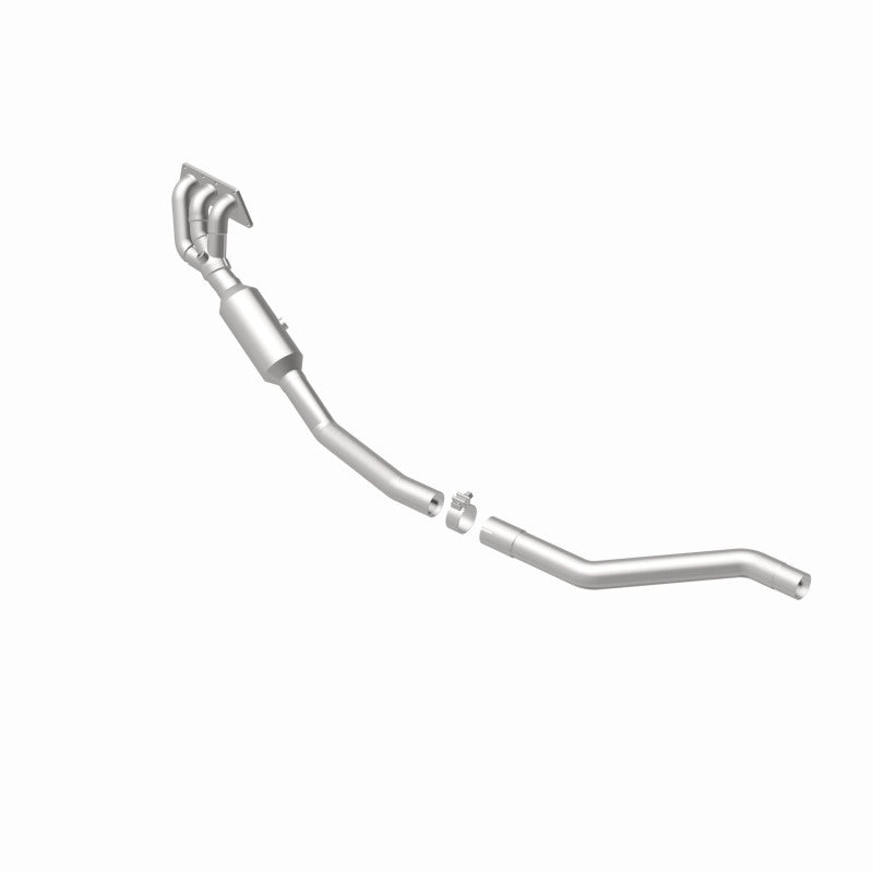 MagnaFlow 22-066 oem grade manifold converter, rear view of the turntable spin