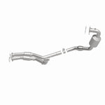 MagnaFlow 5582647 carb manifold converter, side view of the turntable spin