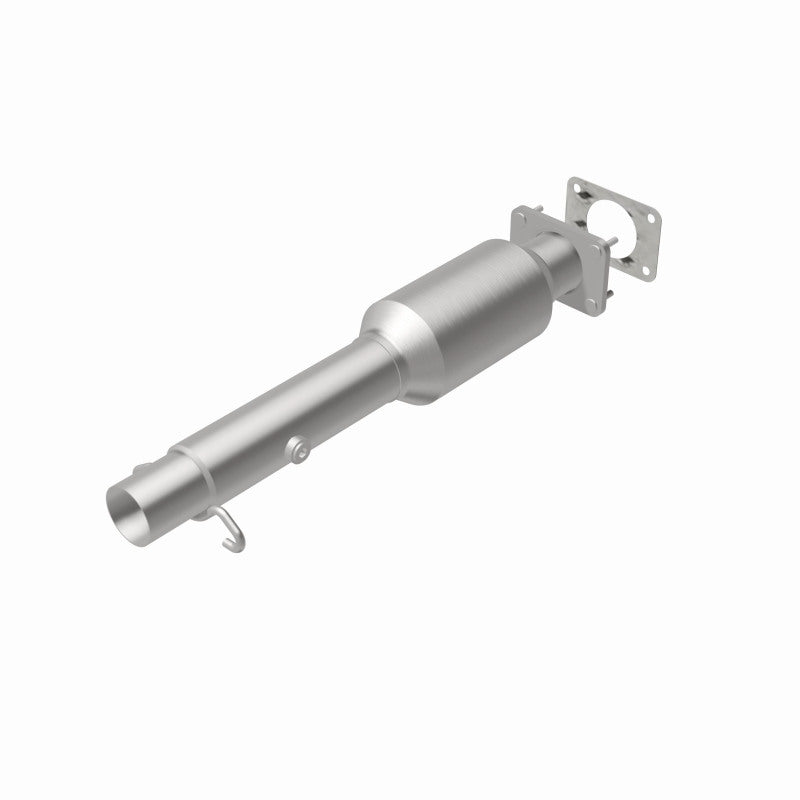 MagnaFlow 4481451 carb direct-fit catalytic converter, rear view of the turntable spin