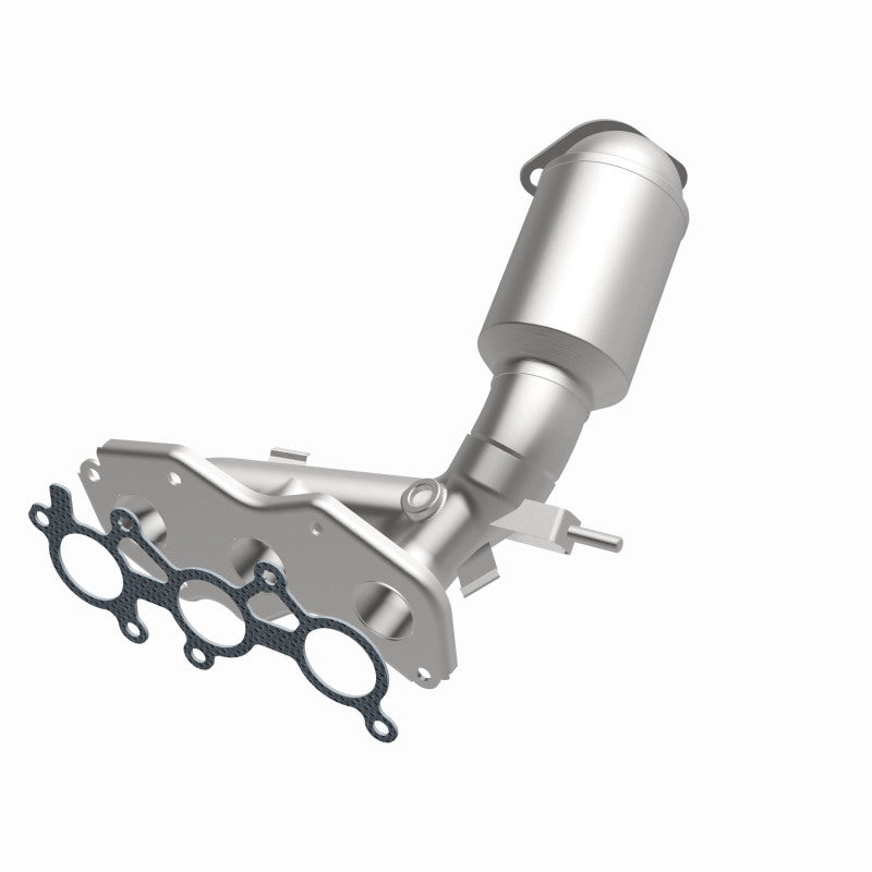 MagnaFlow 5582545 carb manifold converter, opposite front three-quarter view of the turntable spin