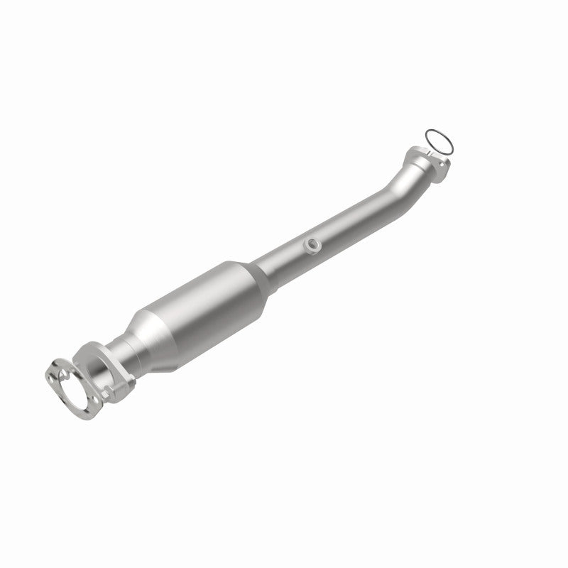 MagnaFlow 21-121 oem grade direct-fit catalytic converter, rear view of the turntable spin