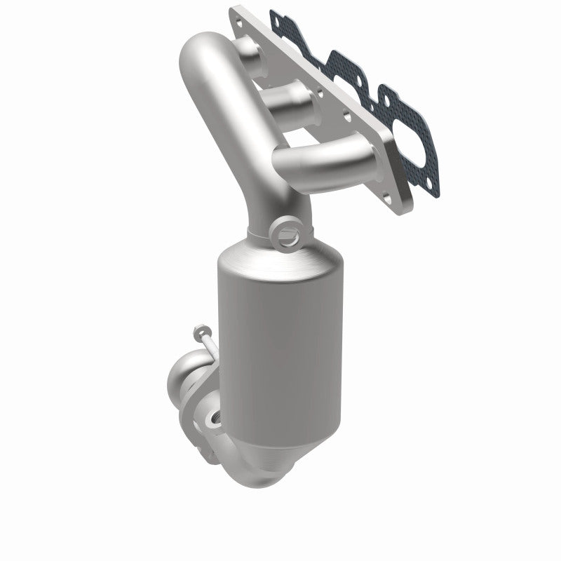 MagnaFlow 4583370 carb manifold converter, opposite rear three-quarter view of the turntable spin