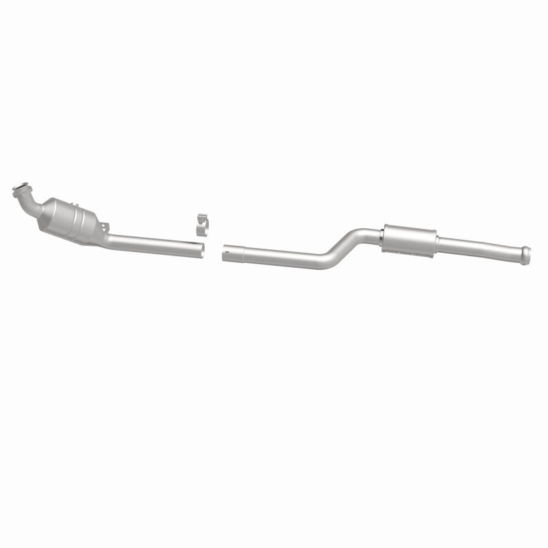MagnaFlow 5461922 carb direct-fit catalytic converter, side view of the turntable spin