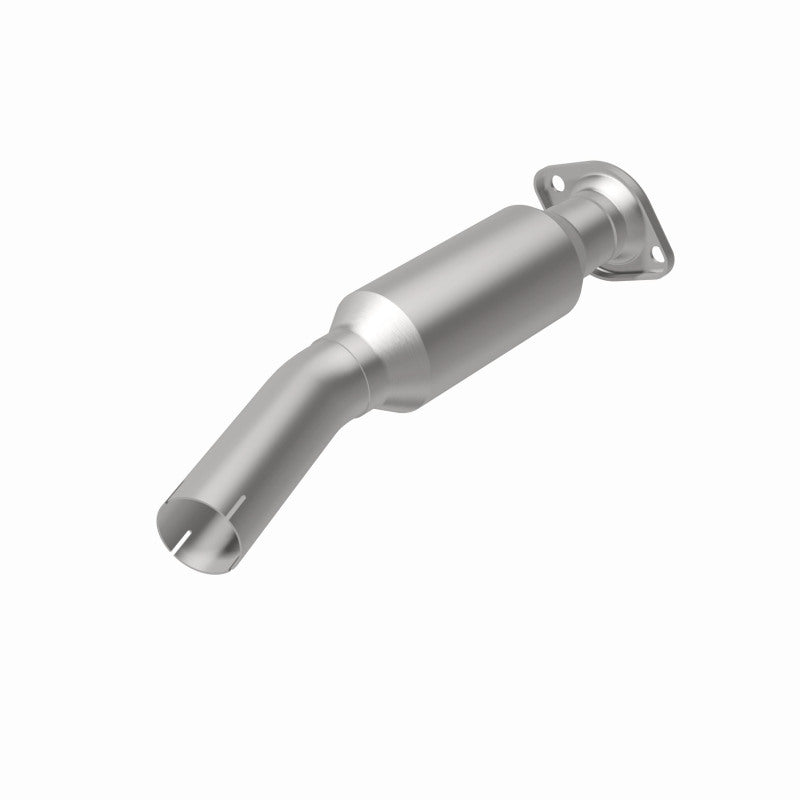 MagnaFlow 5592749 carb direct-fit catalytic converter, rear view of the turntable spin