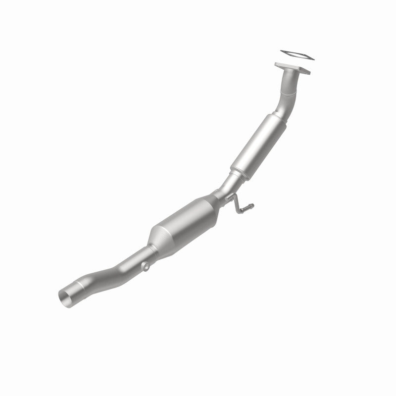 MagnaFlow 5461526 carb direct-fit catalytic converter, rear view of the turntable spin