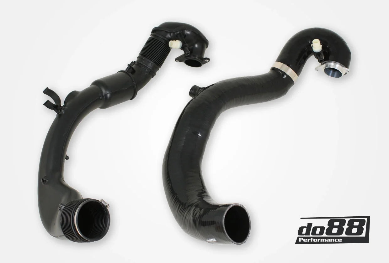 Do88 inlet hoses supplied with the Porsche 991.2 Turbo Stage 4 Competition package