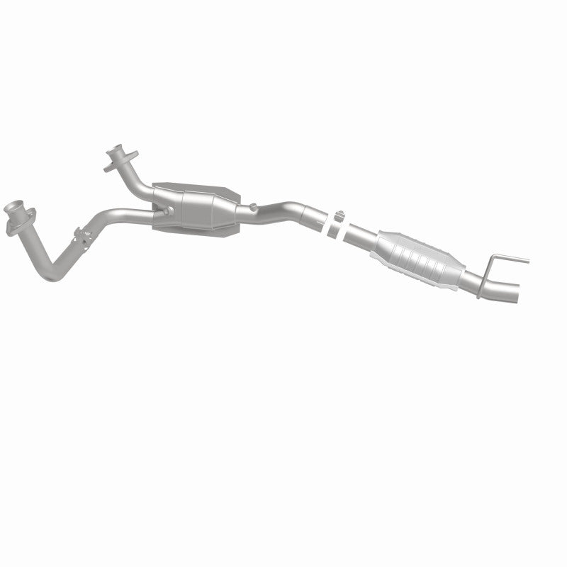 MagnaFlow 93423 epa direct-fit catalytic converter, side view of the turntable spin