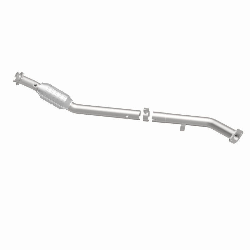 MagnaFlow 4561031 carb direct-fit catalytic converter, side view of the turntable spin