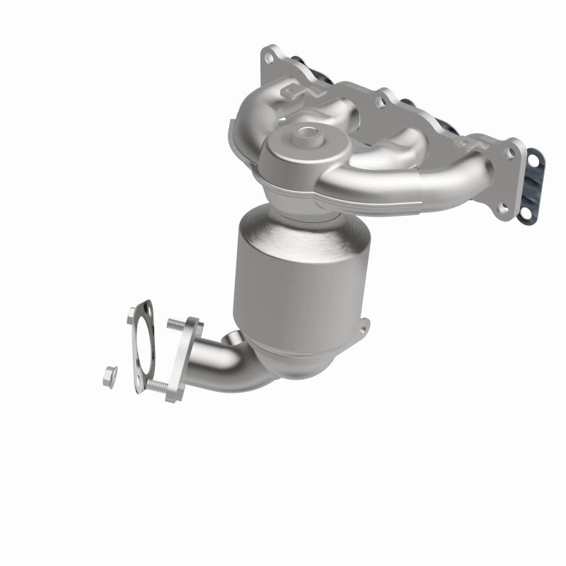 MagnaFlow 52777 oem grade manifold converter, rear view of the turntable spin