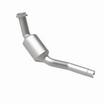 MagnaFlow 5461954 carb direct-fit catalytic converter, rear view of the turntable spin