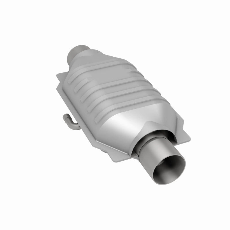 MagnaFlow 3322016 universal catalytic converter, rear three-quarter view of the turntable spin