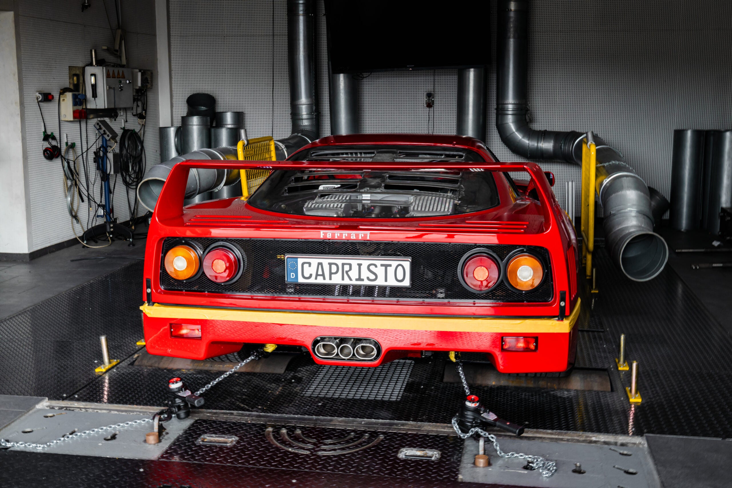 Red Ferrari F40 on dyno with Capristo exhaust