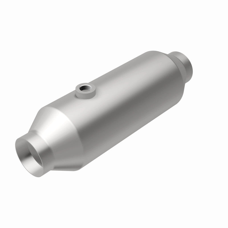 MagnaFlow 4451356 universal catalytic converter, rear view of the turntable spin