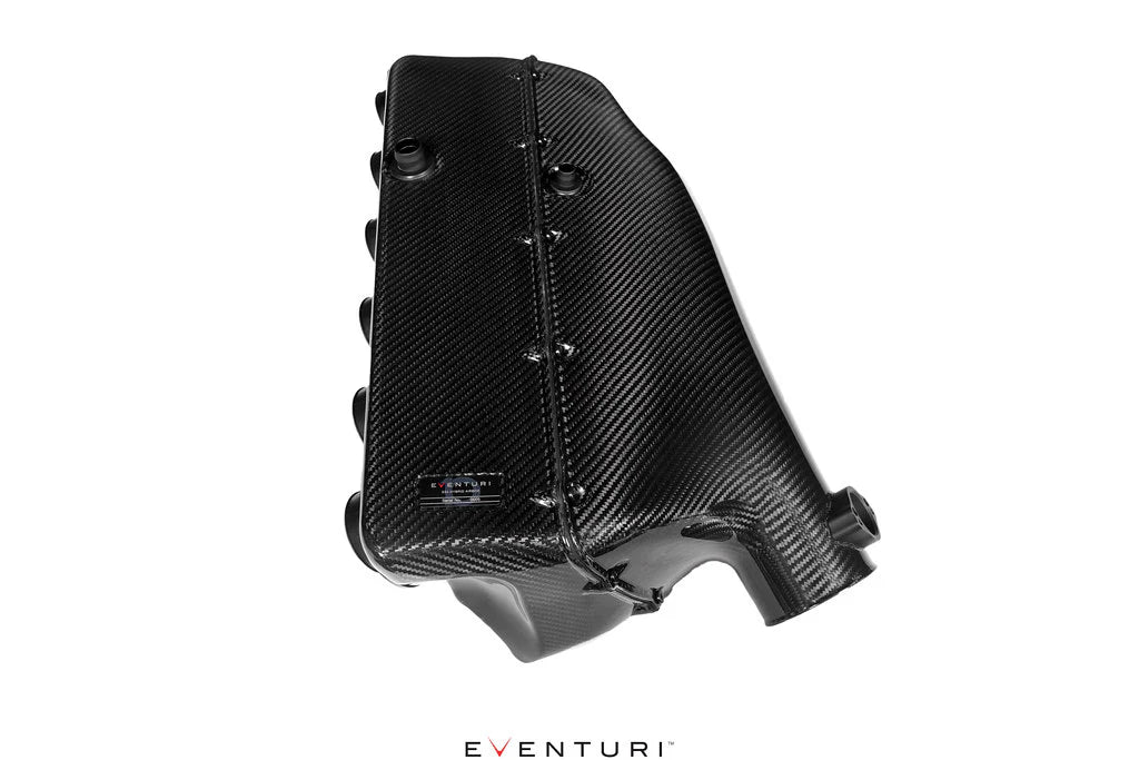 carbon intake cover for bmw z4m with white background