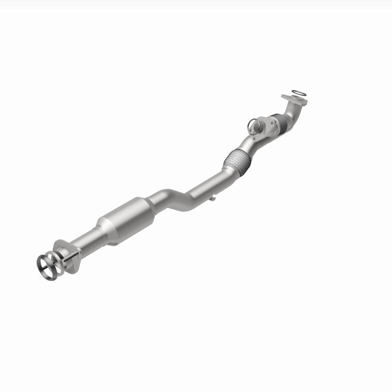 MagnaFlow 280403 oem grade direct-fit catalytic converter, rear view of the turntable spin
