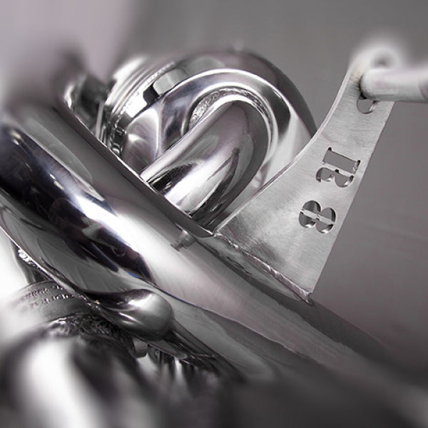 Laser-cut R8 bracket on the Capristo Audi R8 V10 X-pipe exhaust
